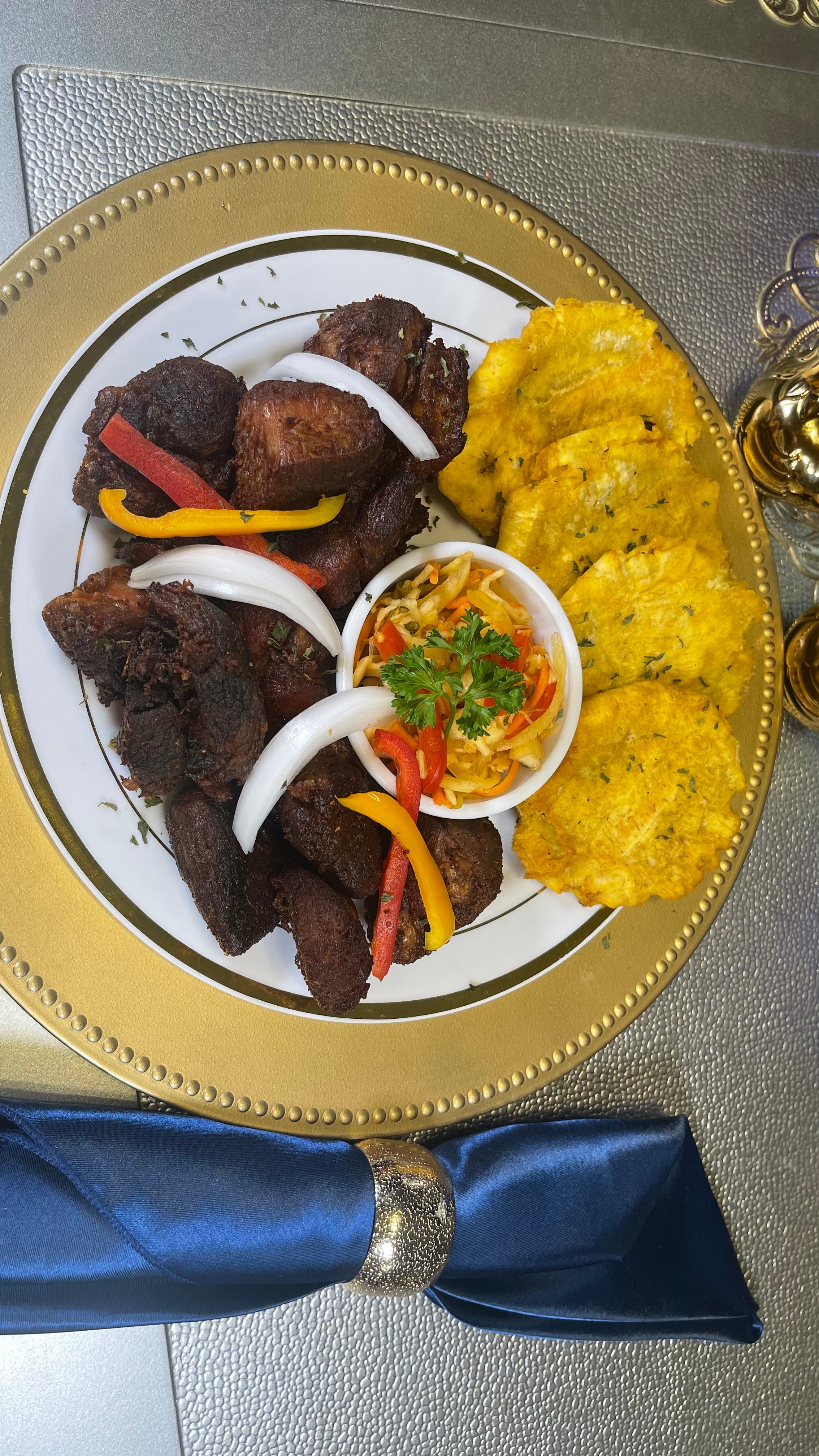 Food plates